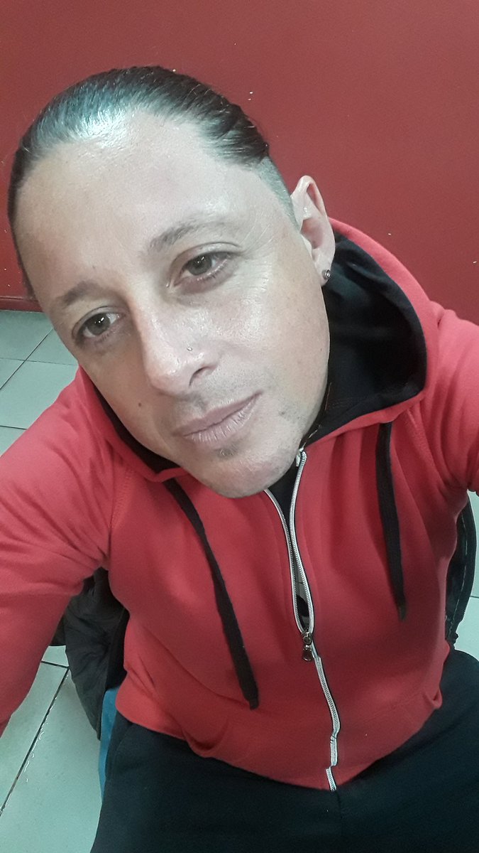 EMalluca's tweet photo. le falta alegria a mi corazon https://t.co/QaUuJDS7qv
