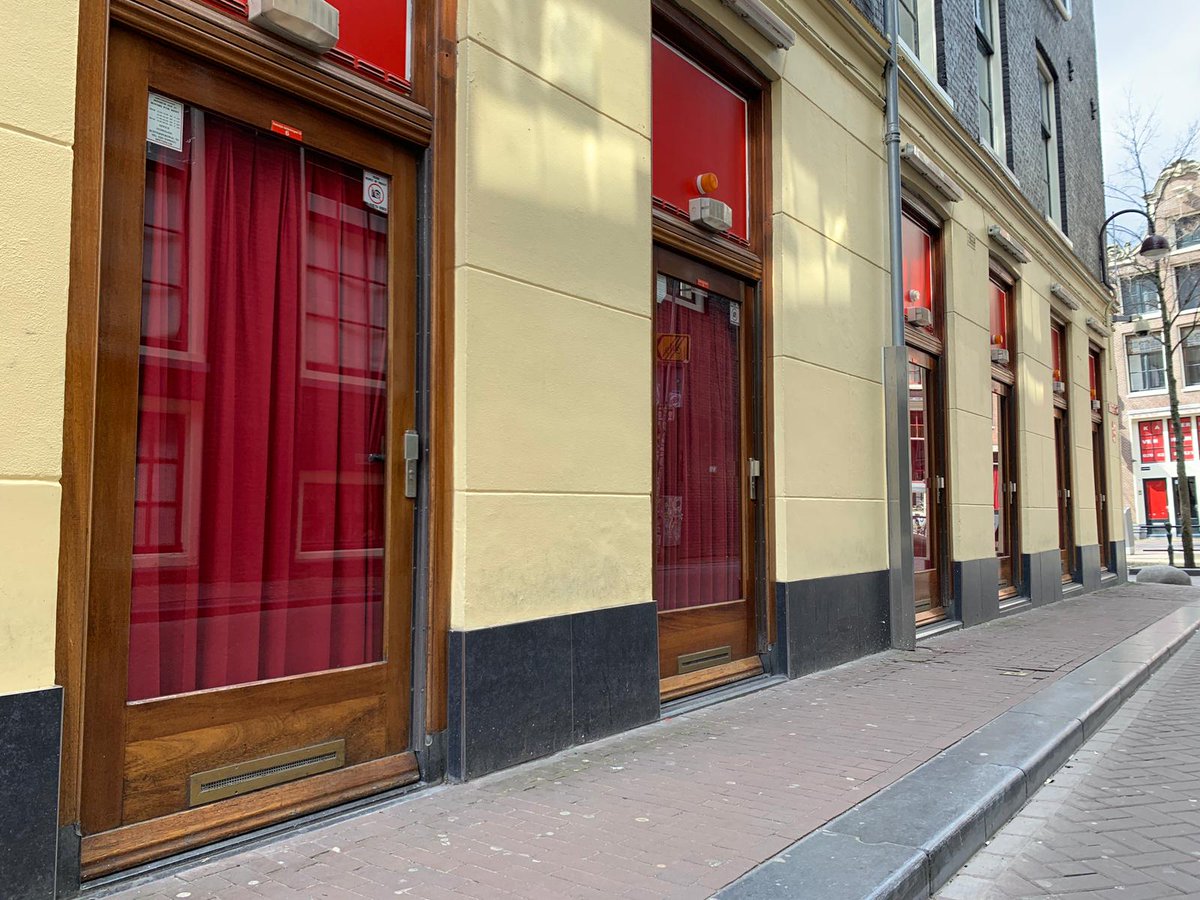 AT5's tweet photo. Aidsfonds vreest toename van geweld en soa's bij verbod op betaalde seks
https://t.co/YUMBycZ2ZE https://t.co/IxUJnmPQvF