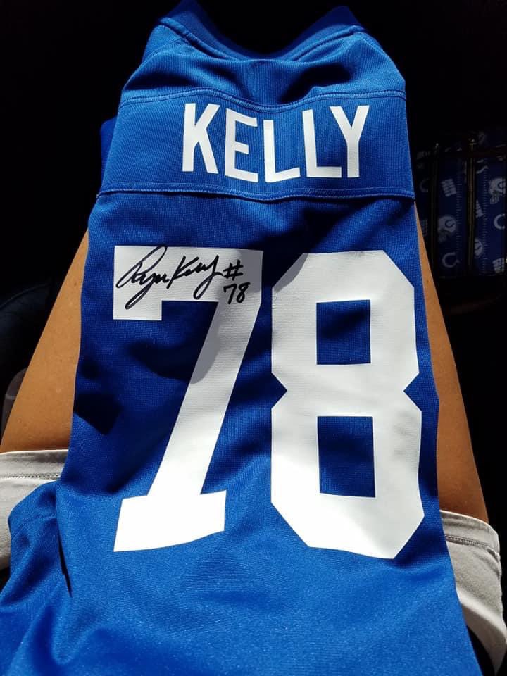 connermrs's tweet photo. Congratulations @ryan_kelly70 I knew from the moment I got to skype with you on draft night that you were destined for great things!! #thatsmycenter #bigfan #ilovemycolts #STM #dedicatedfan #believeinblue #prizedposession 💙💙🏈🏈 https://t.co/Ez1qNSjSaf