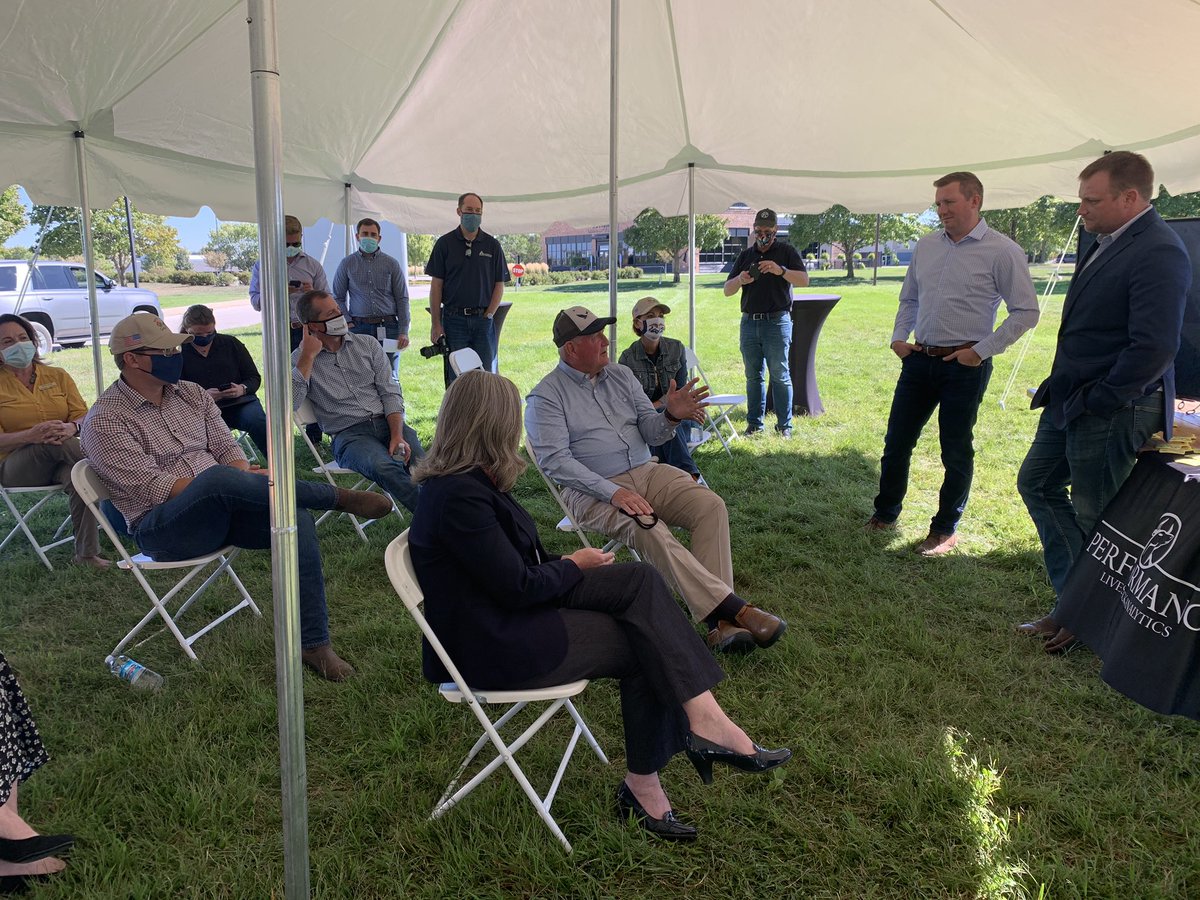msnorby's tweet photo. Loving what you do makes all the difference. 

Today was a great day. We shared the @PerformanceBeef story with @SecretarySonny, @SenJoniErnst, @IAGovernor, and @MikeNaigIA. 

It never gets old sharing how we’re helping livestock producers and changing the industry with digital. https://t.co/2esfIZoOA3