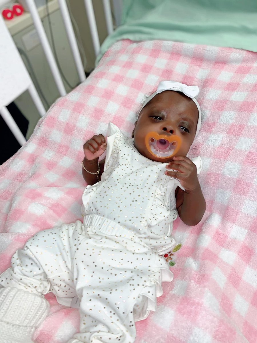 22Matters's tweet photo. Me’Lonii is GOING HOME after 123 days! 🎉
Born at 22+6, her original hospital said they wouldn’t save her before 23 weeks. We helped her mama advocate and demand a transfer to one of the 22 weeker hospitals on our map. THIS IS OUR WHY!#TwentyTwoMatters https://t.co/EtIyhHoyJl