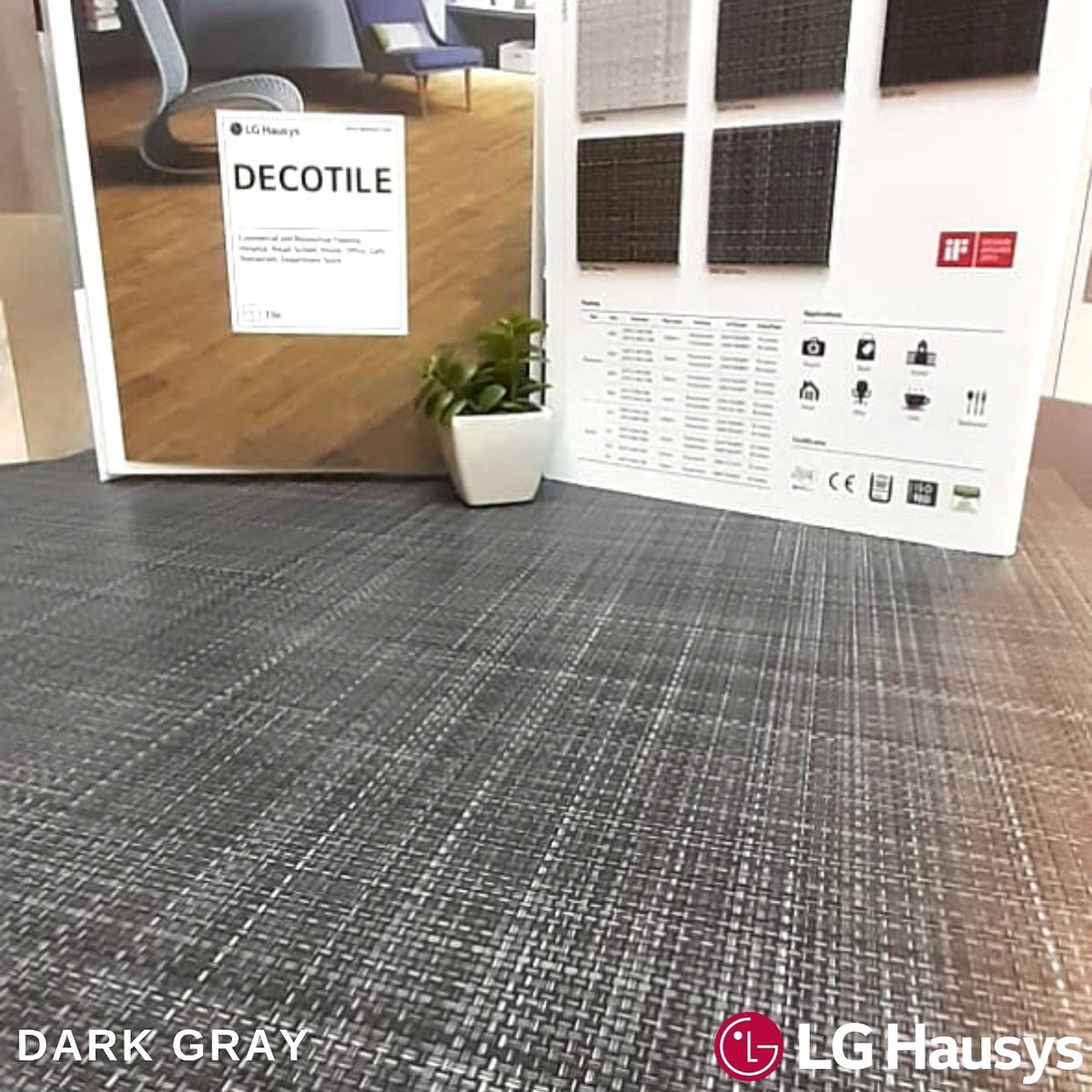 LG Decotile Rug. Ref. Dark Gray. Diseño único. Su composicion lo hace fácil de limpiar e instalar en todo tipo de espacios. Por su fibra de vidrio mantiene la temperatura espacios.
#PisosLG #LGHausysColombia #PisosPVC #felizjueves #design #Colombia #3Sep