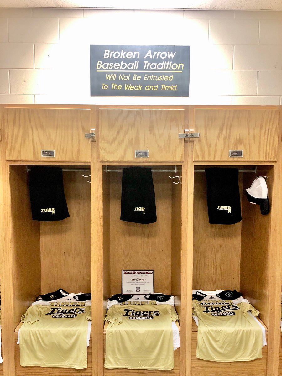 Batigerbaseball's tweet photo. Getting GEARED up for the new year! https://t.co/sgRFJwc2im