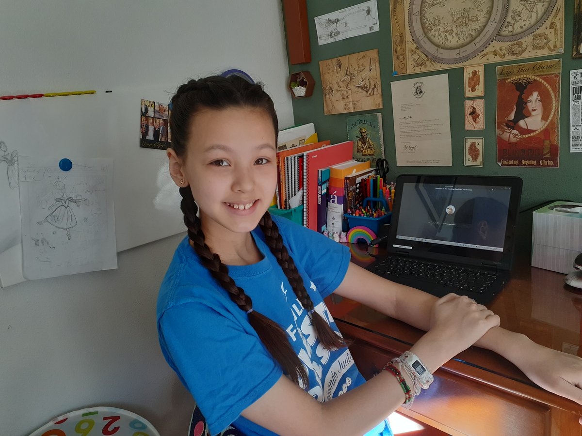 TheBSD405's tweet photo. More #BSDFirstDay photos! Thank you to everyone who has shared their photos with us! We will continue #BSDSchoolSpirit photos, and you can see all the photos on our website: https://t.co/ZEWx1Hf9ES https://t.co/5mEhF30TC9