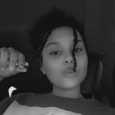 VanessaVote's tweet photo. #NewProfilePic https://t.co/kldaykhfWo