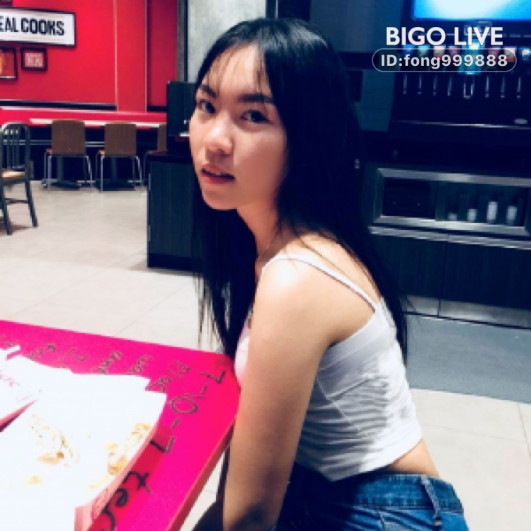 รีบมาดูไลฟ์ของ𝕡𝕚𝕟𝕜♚อองฟอง♡ใน#BIGOLIVE: มอนิ่ง  
slink.bigovideo.tv/J5lJPl