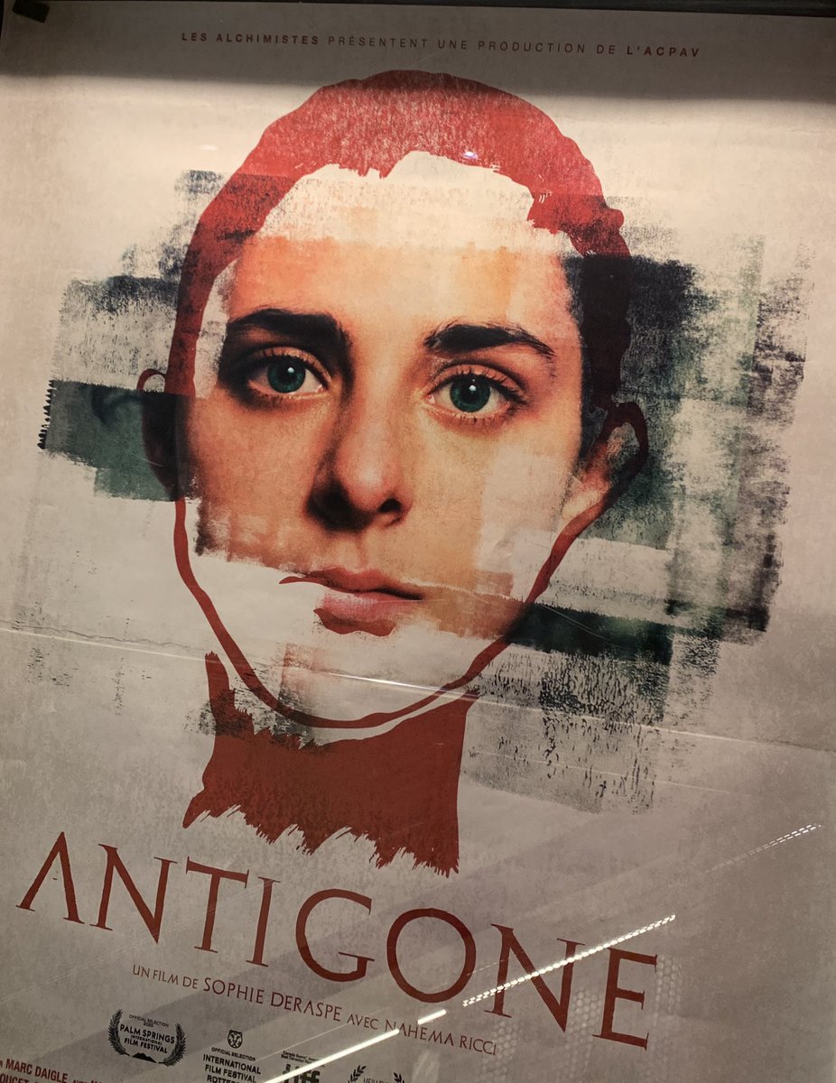 Pascale_Cosse's tweet photo. « Les aspirations de la jeunesse dans le monde d’aujourd’hui,  une valeur forte qui unit la France et le Québec dans leur relation privilégiée » @CDalphond_DGQP lors du lancement  du film #Antigone de @SophieDeraspe porté par @alchimistesfilm  avec la Délégation du Québec à Paris https://t.co/7k98ePulfy