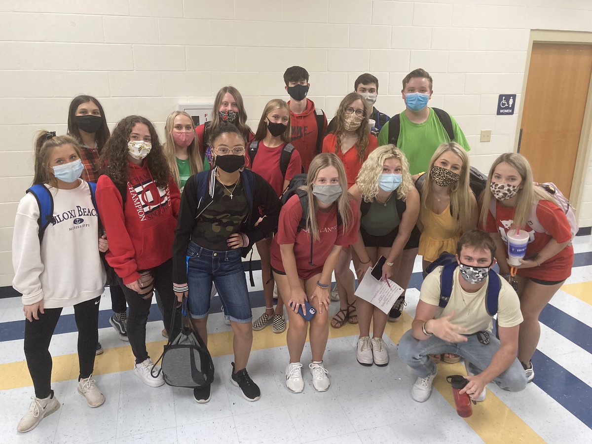 Great Stoplight Dress-up day for our Gold group! #STINGWEEK