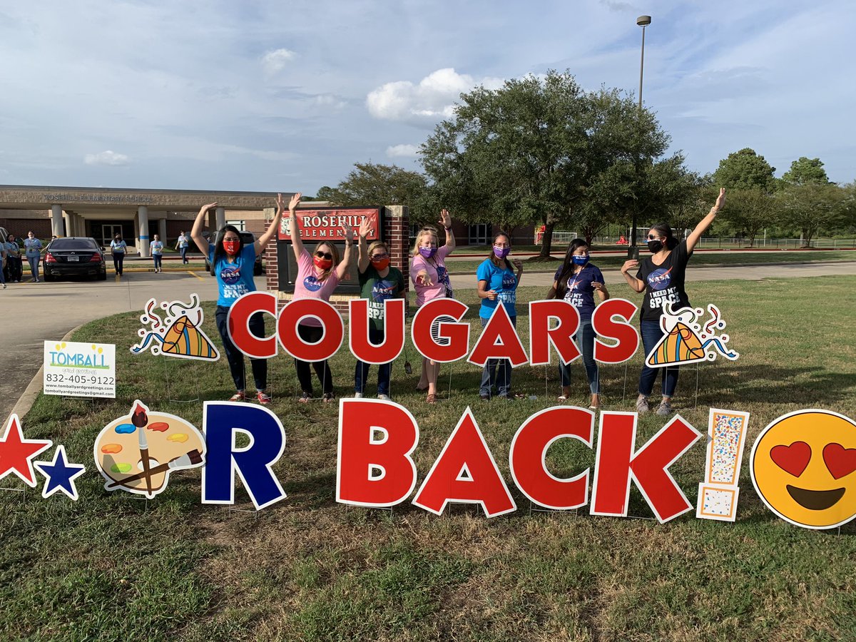 MrsSegovia_TISD's tweet photo. Reverse Car Parade was a success! #TISDRES I was able to see a couple of my students! 😊 #firstgradesquad https://t.co/e8JhBxdEMD