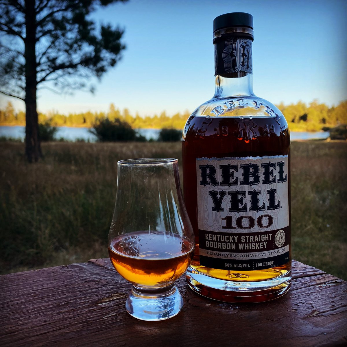 Day 3 of #30DaysOfBourbon with a pour of Rebel Yell 100
#wheatedbourbon #BourbonHeritageMonth #drinkcurious @bourbonbanter