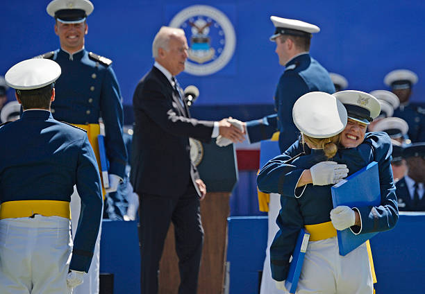 You know who respects our veterans?  @JoeBiden.Pass it on.