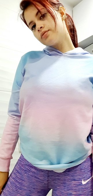 Hola mis preciosos que hacen a esta hora de la noche? https://t.co/12XZ6zp7YB<a href="/tag/rt"class="tags"><span>#rt</span></a>