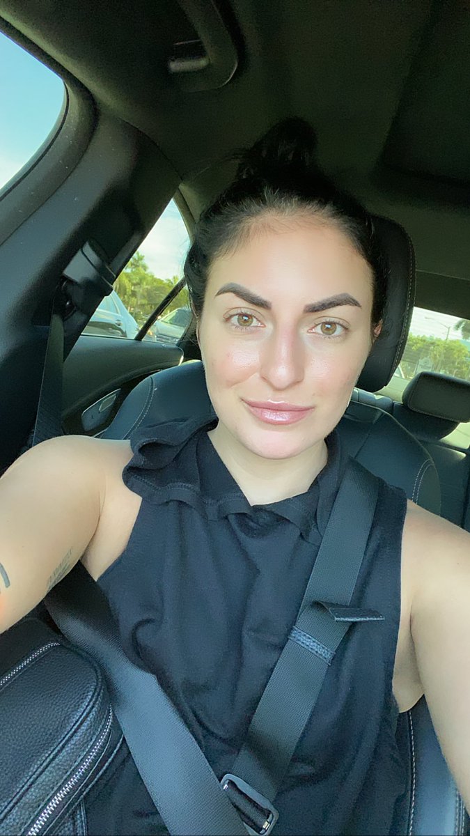 Daria/Sonya Deville (@SonyaDevilleWWE) on Twitter photo 2020-09-04 01:42:42