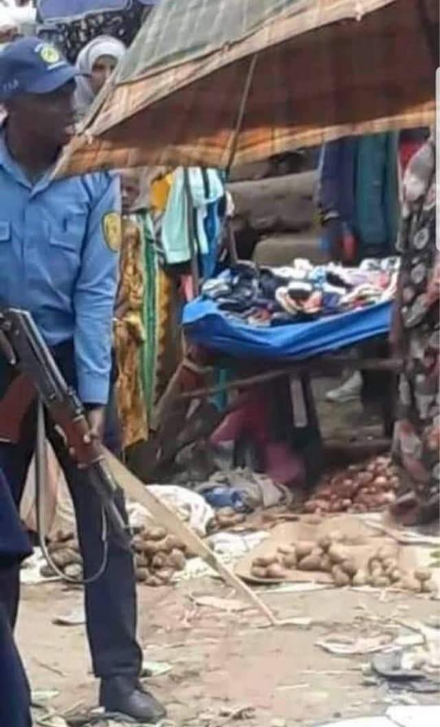 slowquickhead's tweet photo. This is #Ciroo in #Hararghee where women are being harassed and humiliated in daylight by @AbiyAhmedAli’s security men. And to think this under a leadership of 2019 @NobelPrize winner is even more bewildering #OromoProtests https://t.co/qOU4dSTgtg