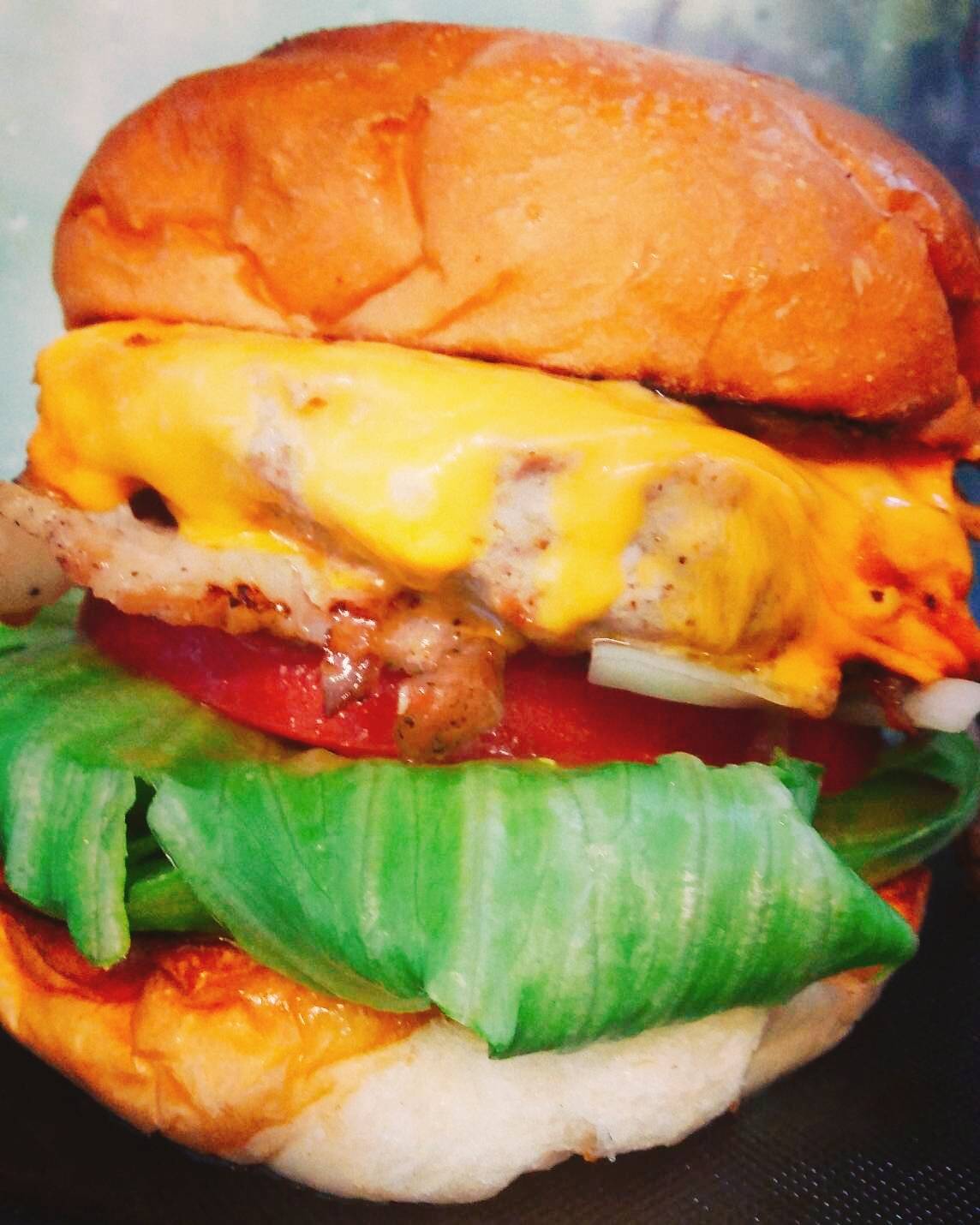 Mock 川端フードガーデンにて出店中 大手町ランチでグルメバーガー食べたい方は是非 Mock キッチンカー ハンバーガー クラフトバーガー グルメバーガー 大手町 ランチ 川端フードガーデン テイクアウト T Co 4zyuxuwh8k Twitter