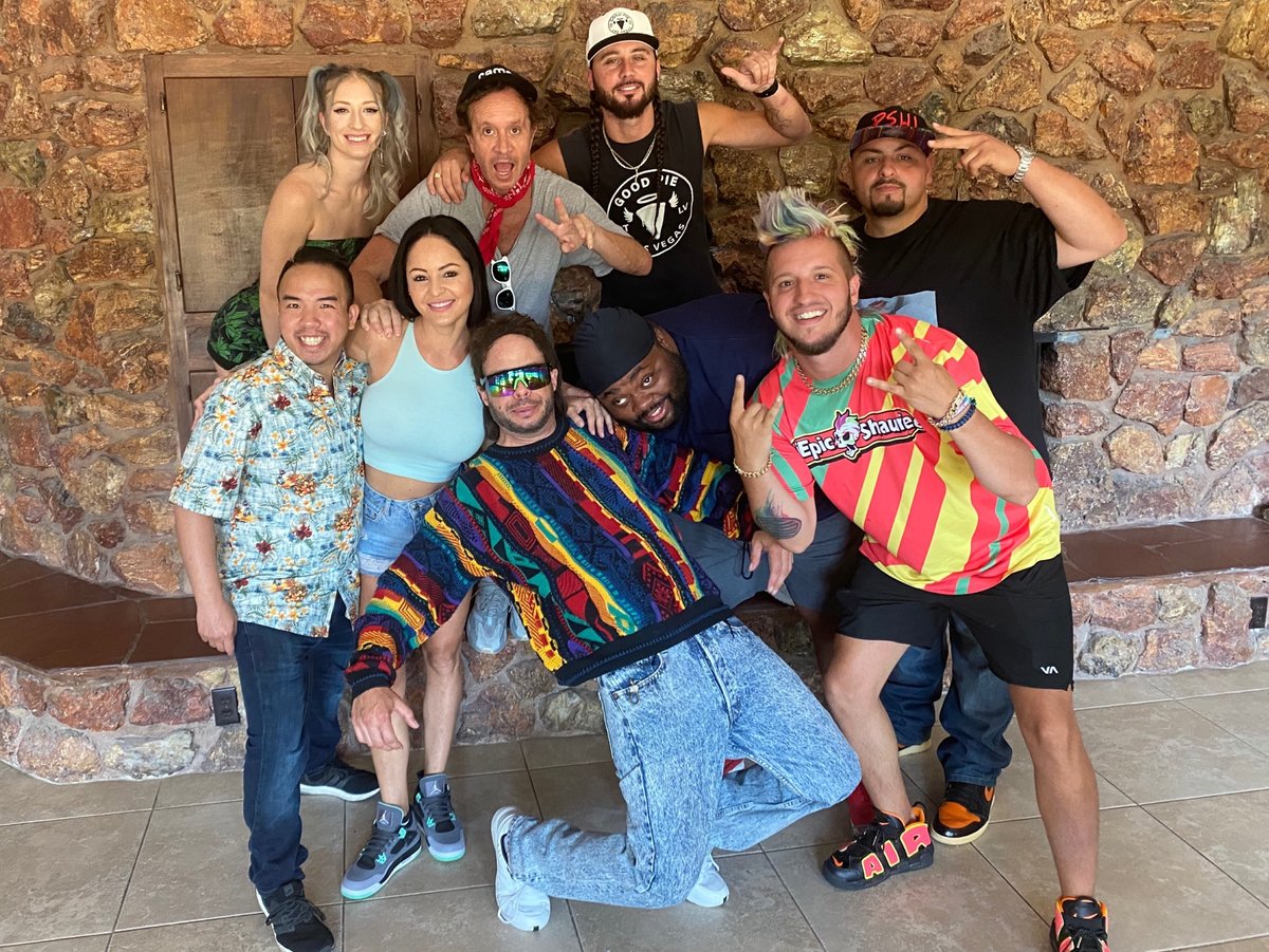 PaulyShore's tweet photo. Yo brozz, check out today's new #RandomRants #podcast #LasVegas with my #GuestHouseMovie co-star #ChipDiamond (check out Guest House on Digital and On Demand TOMORROW, 9/4, doodz).
Watch 👇👇👇
https://t.co/Zsewwd8cGh
@edbassmaster @Lionsgate @allthingscomedy @TheComedyStore https://t.co/Vb6DlZAzsc
