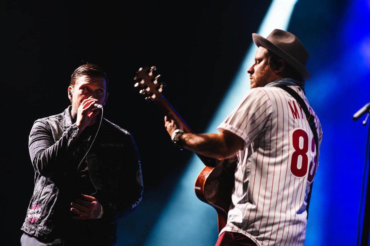 LiveNationPhila's tweet photo. It's been 9 months since @SmithAndMyers have stepped foot on a stage! Thanks for the memories, Philly! #LIVEINDRIVEIN ππΆ
πΈ: @garfinkel_ https://t.co/AkYUZrFUGf