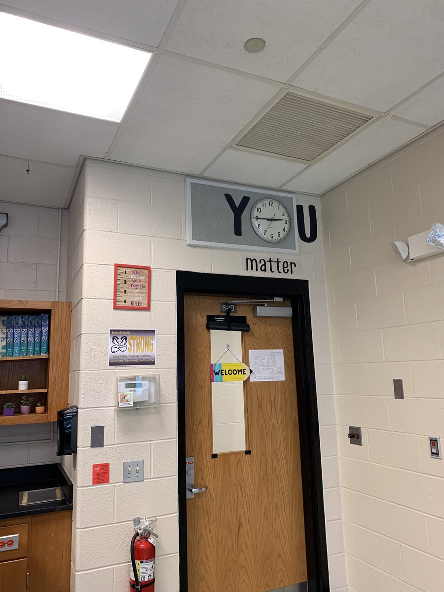 mrsangelozzi's tweet photo. So ready and excited to welcome students to my classroom Tuesday with some help from my girls (who all want to be teachers one day!) https://t.co/jUm1fQEkt7