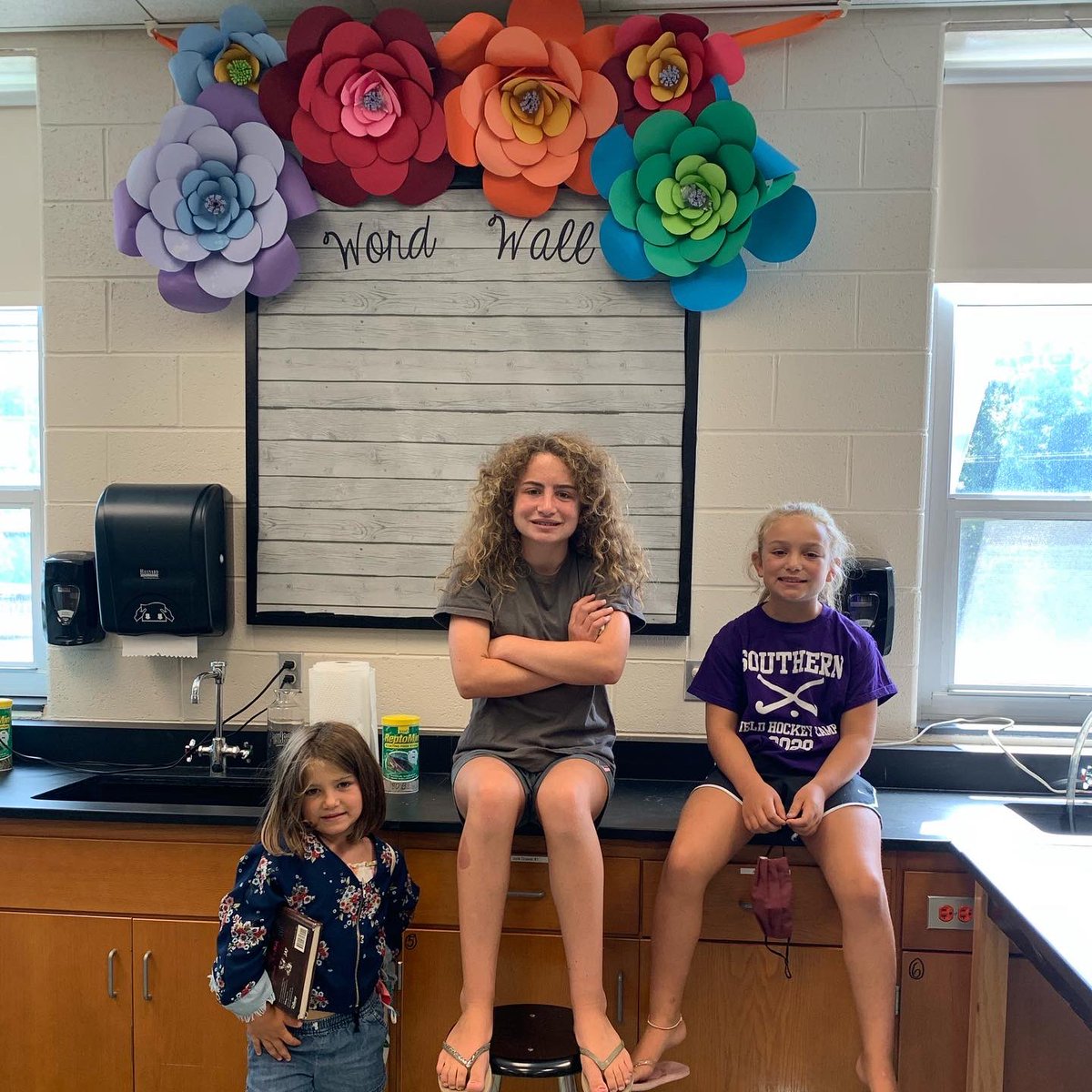 mrsangelozzi's tweet photo. So ready and excited to welcome students to my classroom Tuesday with some help from my girls (who all want to be teachers one day!) https://t.co/jUm1fQEkt7