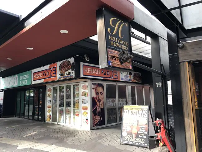 el_pollo_loco's tweet photo. Every strip club should have a kebab shop downstairs. #SydneyStack #Richmond https://t.co/tngmLrYR1D