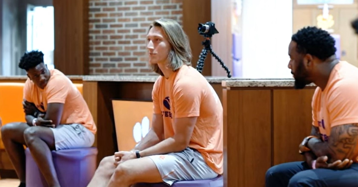 ClemsonTigerNet's tweet photo. WATCH: #Clemson football leaders 'Continuing the conversation': https://t.co/09vvFeya5d https://t.co/U0pvz0Nji8