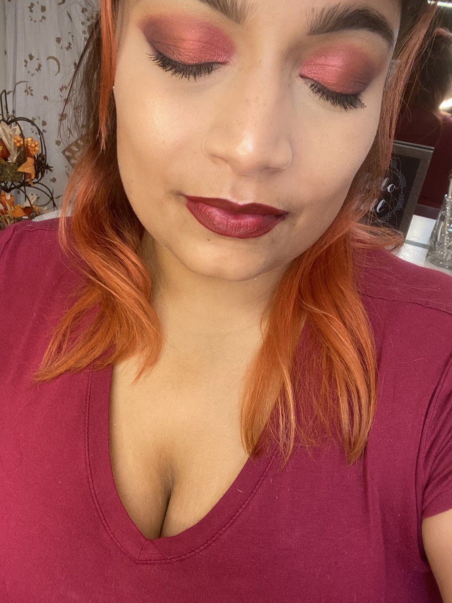 PriscilaZenquis's tweet photo. Want to see how I created this makeup look? Go check out my YouTube channel! https://t.co/8VIr2sDSSm
#makeup #makeupchannel #youtube #youtubechannel https://t.co/hgy7As5toD