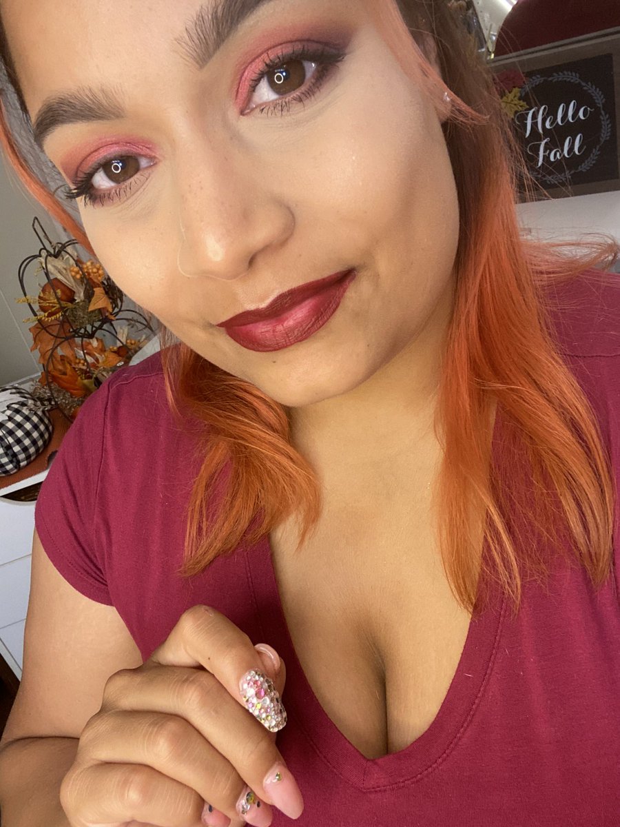 PriscilaZenquis's tweet photo. Want to see how I created this makeup look? Go check out my YouTube channel! https://t.co/8VIr2sDSSm
#makeup #makeupchannel #youtube #youtubechannel https://t.co/hgy7As5toD