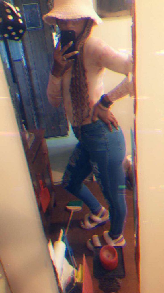 Rainforestkityy's tweet photo. I was just really loving my frame today π Iβm finally eating againπ #SUPERWOMAN #BIGROYALSTATUS #LOVEMYLIFE #HAPPINESS #PINK #littlebootiesmatter #minesoft #andSweet π https://t.co/nBfZ95mPPW