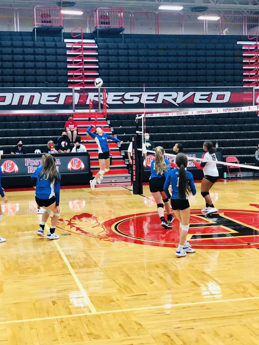 ElmwoodRoyalsVB's tweet photo. The Lady Royals traveled on the road to Fostoria to pick-up their first Northern Buckeye Conference win of the season. Royals VB swept the Redmen in 3 sets!
25-10 | 25-19 | 25-22
๐๐๐๐งน๐ฆ
#RebuildReloadRevitalize
#AlwaysReppin
#QueensOfTheCourt
@ElmwoodAD https://t.co/l5N20Mtkg0