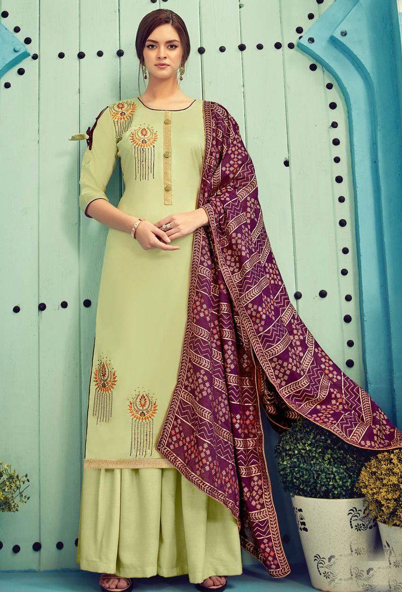 20% off on this #sharara #salwar #kameez #dupatta #freeship #freeshipping #usa #uk #canada #australia #sales #newzealand #onlineshopping #onlineshop #dress #dresses #nikvik #shop
product code: skfic7
bit.ly/3gZ9XJF