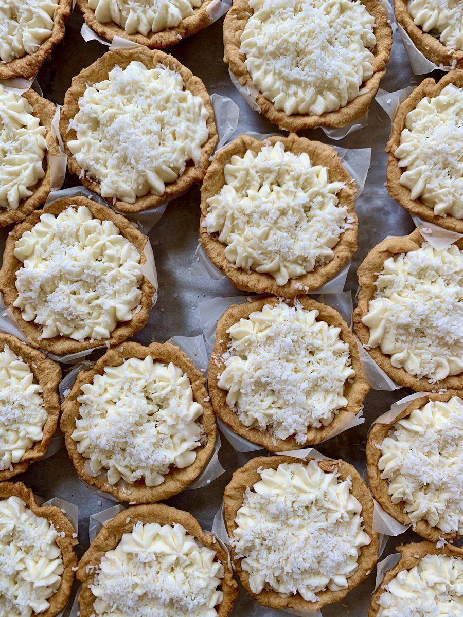 Counting sheep? Nah, we’re counting Martha’s chocolate coconut Haupia pies for guaranteed sweet dreams tonight 😍 #acmetogo #hawaiianstaycation
