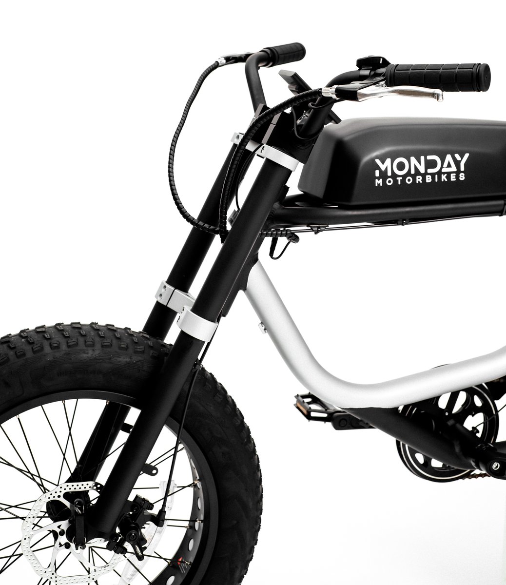 You asked, we delivered! Thank you to our fans for helping make the Anza motorbike! Over the past couple of months so many of you reached out to us asking for a "lighter weight" model but "borrowing the GEN7 frame"—and, well, here we are! 20% introductory discount this week only!