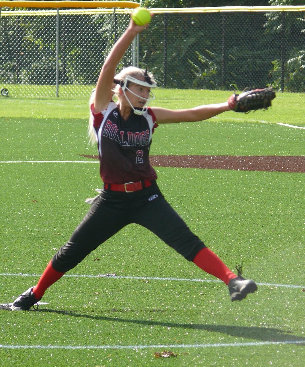 PitCentralHS's tweet photo. Our Lady Bulldogs had the honor of playing the first varsity contest on the new "Bulldog Field'. While they didn't get the win this time, the future is looking bright!
@CentralBulldog #SoftballDogs #CHSFutureSoBright #PicsByKing https://t.co/fM6eIFbcC9