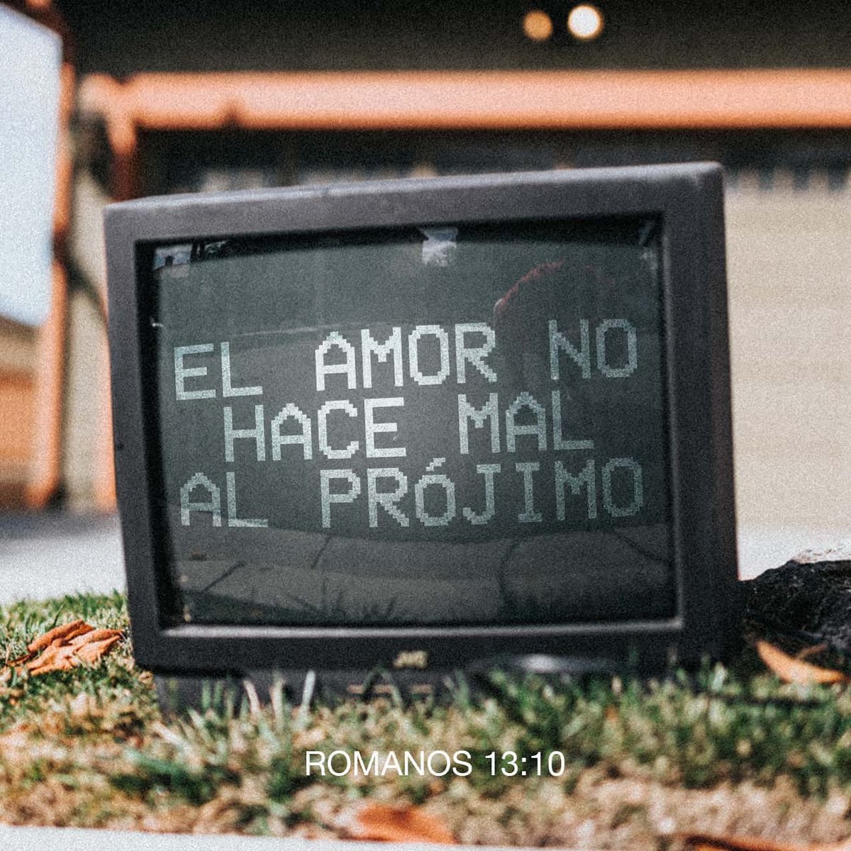 nomasviolencia's tweet photo. El amor no hace mal a otros, por eso el amor cumple con las exigencias de la ley de Dios. Romanos 13:10 NTV

https://t.co/uGtf5h8htN https://t.co/nOXDxpRGvj