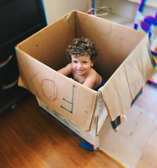 cherishlombard's tweet photo. Fox in socks.
Fox in box.
Fox in socks in box.
🙃🦊📦🧦🙃
.
.
.
#DrSeuss #FoxInSocks #TongueTwister #Playing #Read #MyFox #KidsAndBoxes #MyChild #PeekABoo #WheresFox #ISeeYou #Knox #WheresKnox #SimpleThings #Kids #CardboardBox #TheBestToy #KidsCrafts #PlayMatters https://t.co/m4O5swN0rC