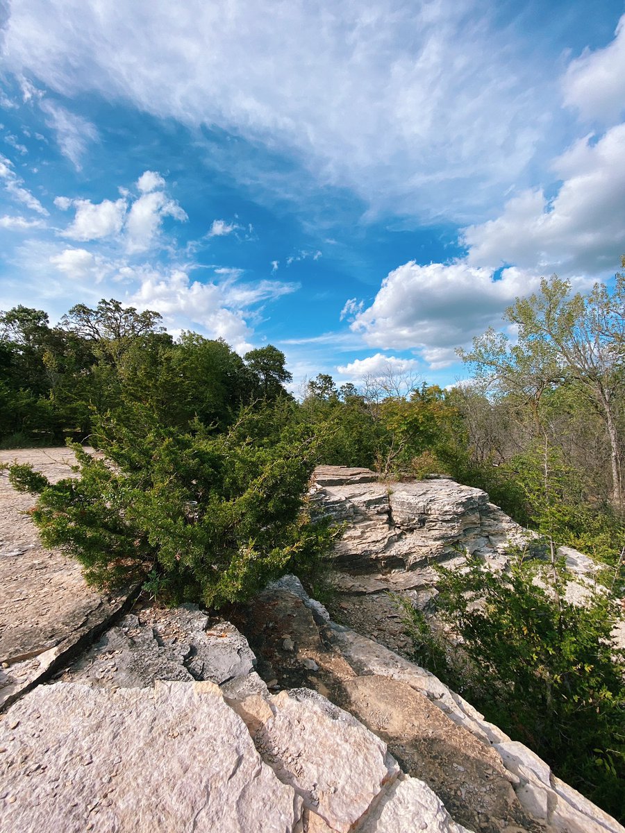 Something about this recent hike at Quarry Hill nature center felt very Colorado-like 😅 @MNs_Rochester #ExperienceRochesterMN #RochMN