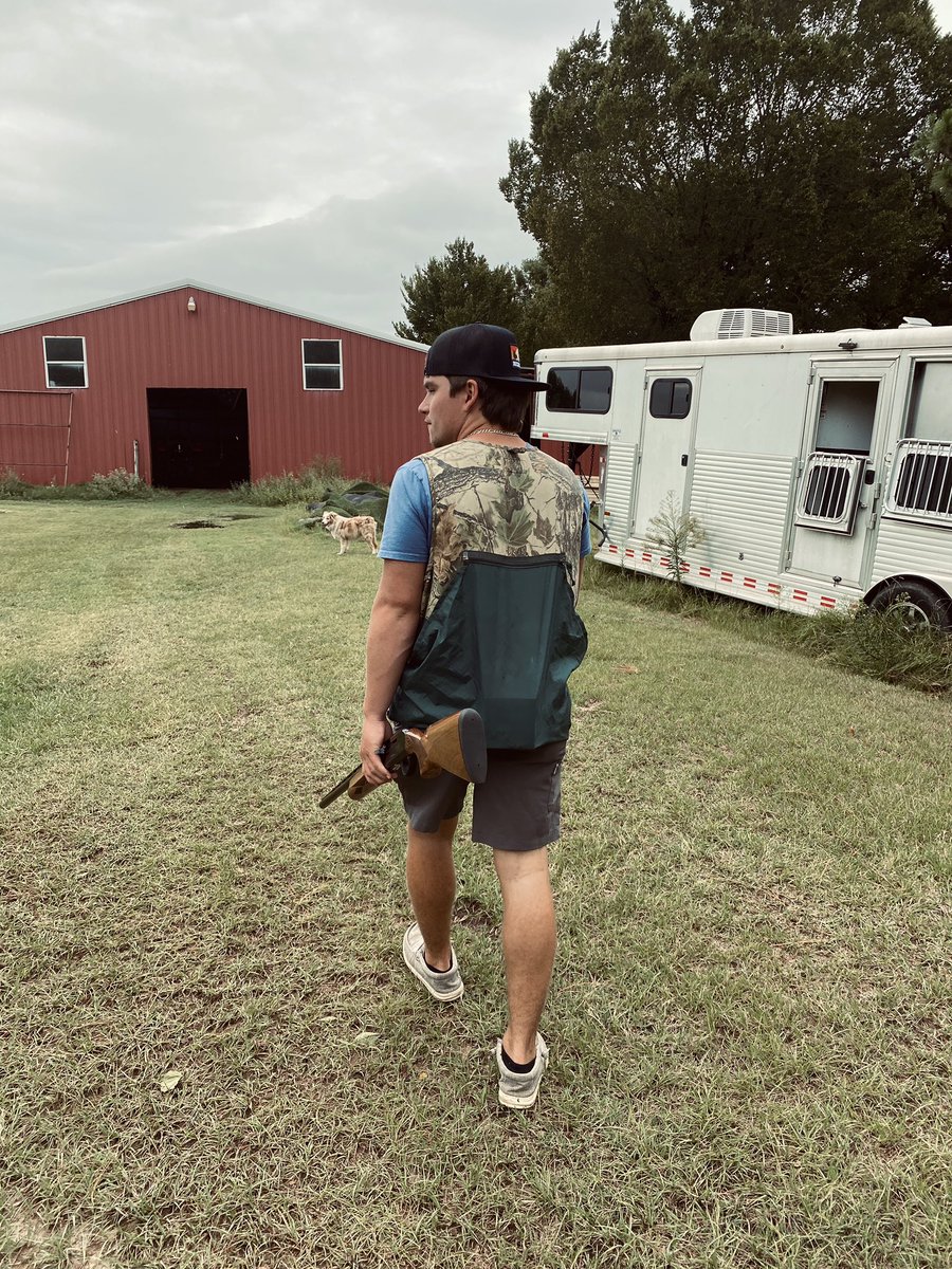 cade_rachel's tweet photo. My favorite way to spend an afternoon is with you❤️ your my favorite. https://t.co/CjQJEMirqE