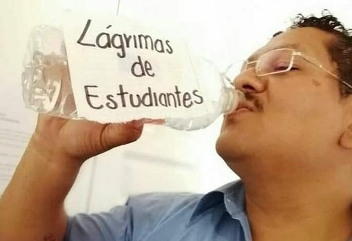 Soy_Ingeniero1's tweet photo. Mi profesor despu��s de un examen: https://t.co/fv5lUfEPGn
