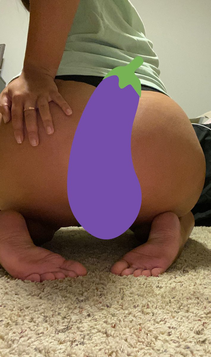 ATZ_bae's tweet photo. with all these #titpic Thursday pictures, I thought our TL could use some ass 🍑 

https://t.co/1pJ2AmPY8v

#OnlyFansPromo #onlyfansnewbies #onlyfansmodel #onlyfansfaves #onlyfansbabe #onlyfans #butt #booty #bootyshots #booty4youbae #thiccbooty #thicc https://t.co/lggCv9BbCv
