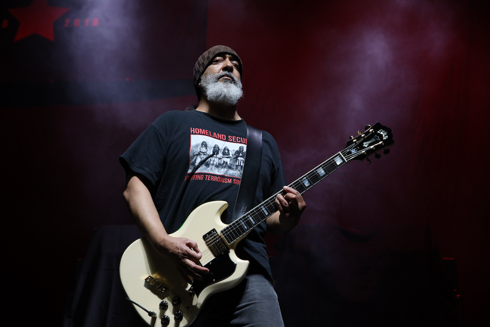 Happy birthday Kim Thayil of 