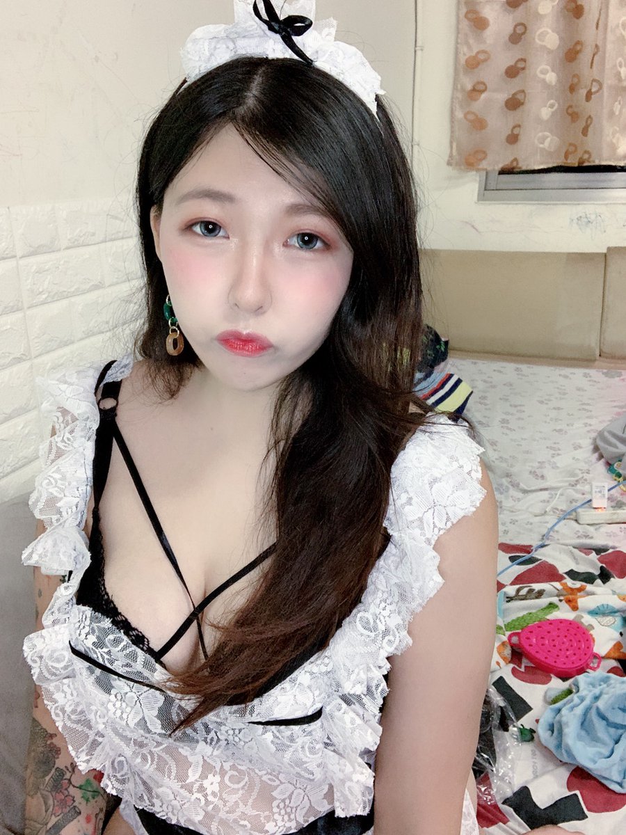 SmeetH_IN's tweet photo. -
您的女僕花花已上線
這個週末就讓花花服侍主人吧㊙️
💐🌷🌹🥀🌺🌸🌼🌻
更多秘密❤️盡在私覓
https://t.co/93taW1uU1S

#私覓 #聊天 #文愛 #私聊 #一對一 #西斯 #約會 #成人
#交友 #聊色 #本土 #老司機 https://t.co/sdRQv82dFE