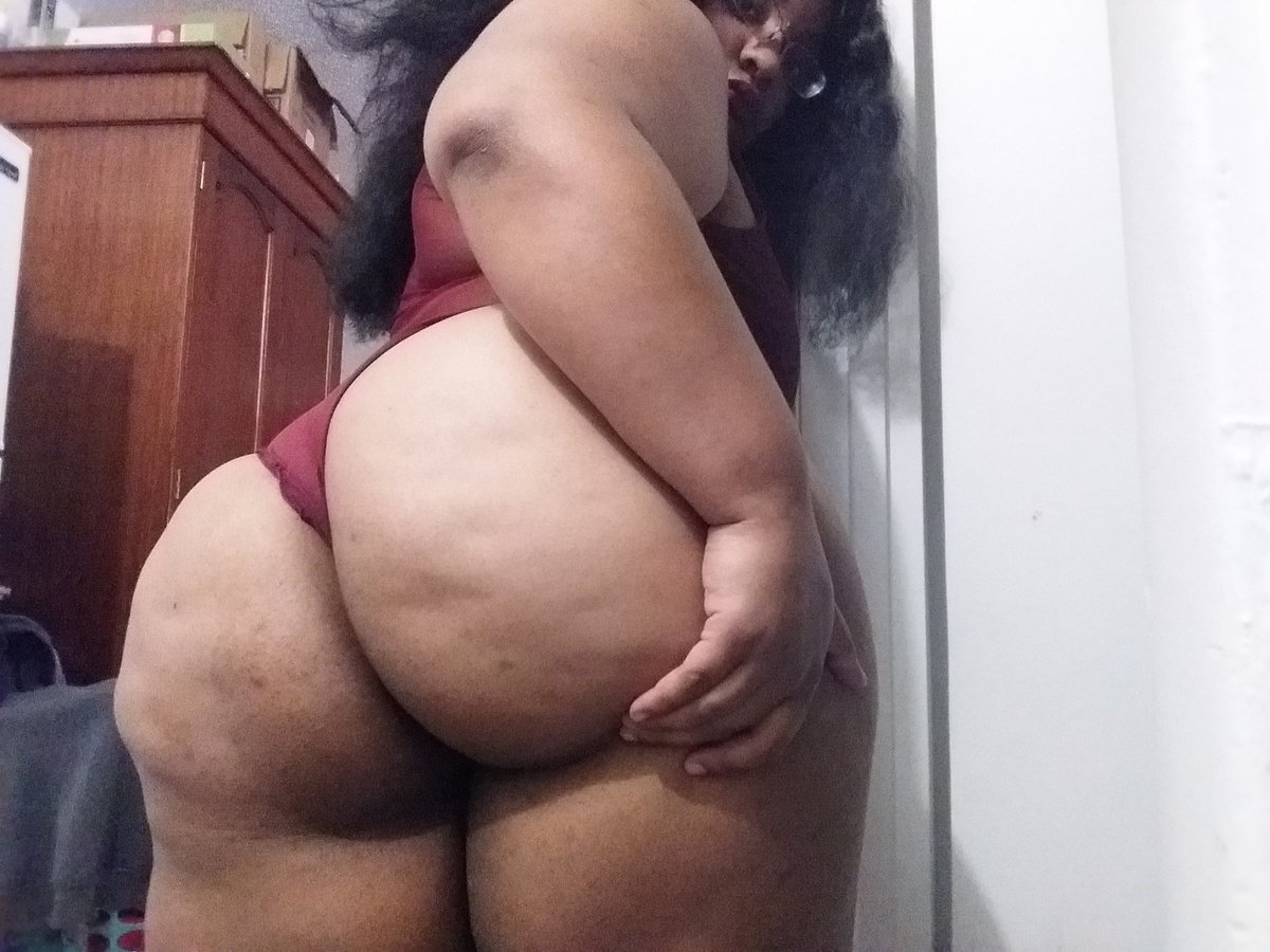 My tight replica will fulfill the fantasies you have of me https://t.co/nzCn7E9olJ https://t.co/CS2NUUEEej