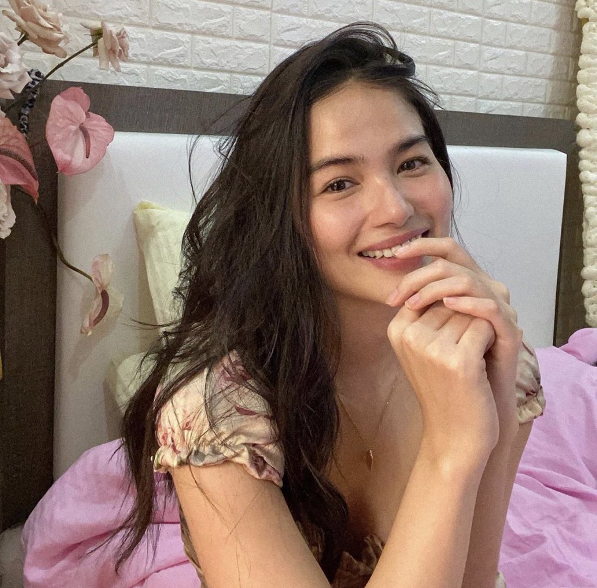 Elisse_WWOfc_'s tweet photo. Aside from your freshness and beauty, you radiate positivity.

Such a mood booster.
Happy Friday indeed, @ElisseJoson ! 😘😍❤️ https://t.co/rbGRCYN2mo