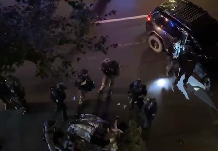CopBlaster's tweet photo. U.S. Marshals Shoot and Kill Michael Reinoehl: U.S. Marshals shot and killed Michael Reinoehl the same day that Vice News Tonight aired an intervie... #usmarshals #michaelreinoehl #jaybishop #antifa https://t.co/hrLWA9NkzQ #Police #Federal https://t.co/n7CWFXtvhj
