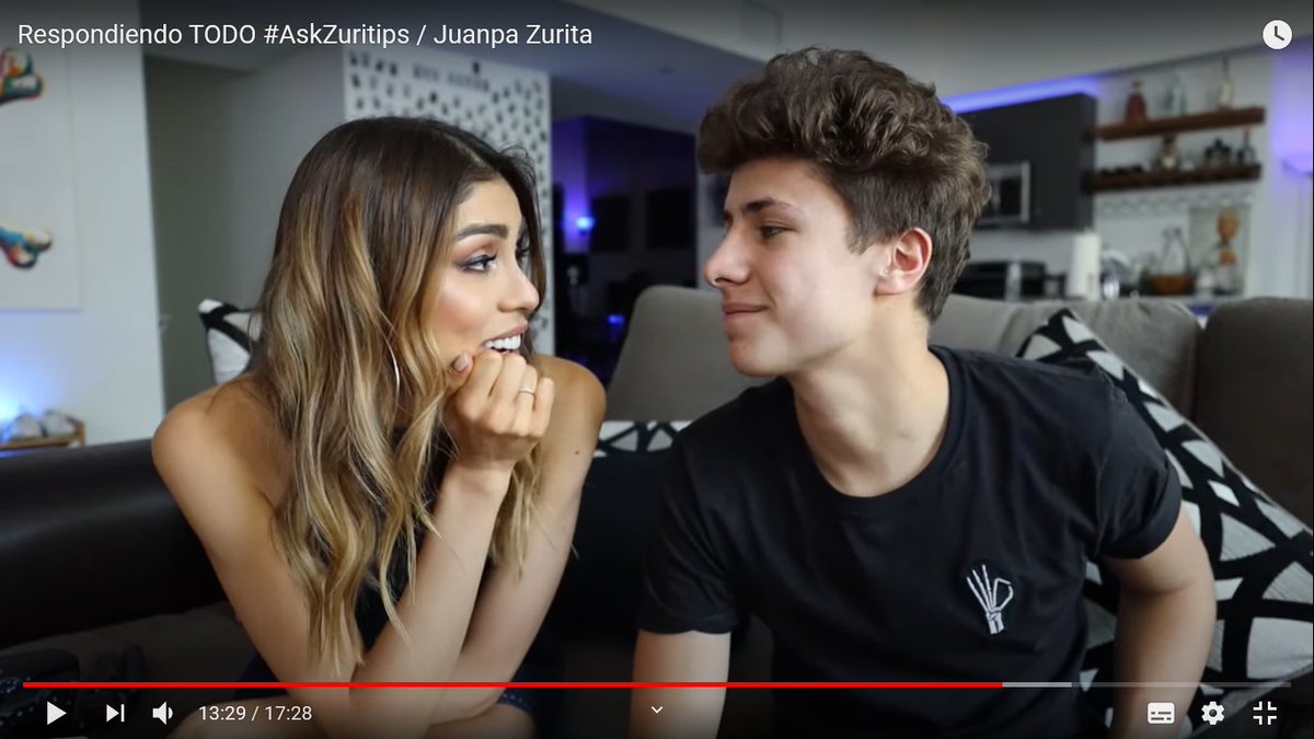Al_Gomez13's tweet photo. He pasado horas volviendo a ver videos #Zuritips porque los extraño demasiado! @Paugalindo @JuanpaZurita https://t.co/eIpQQWojRx