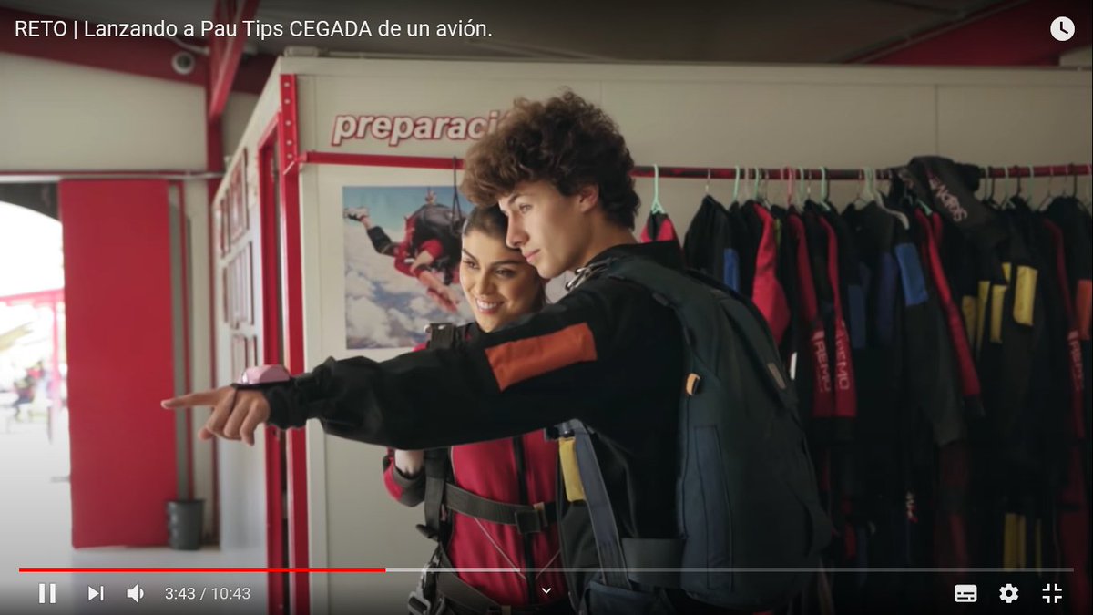 Al_Gomez13's tweet photo. He pasado horas volviendo a ver videos #Zuritips porque los extraño demasiado! @Paugalindo @JuanpaZurita https://t.co/eIpQQWojRx