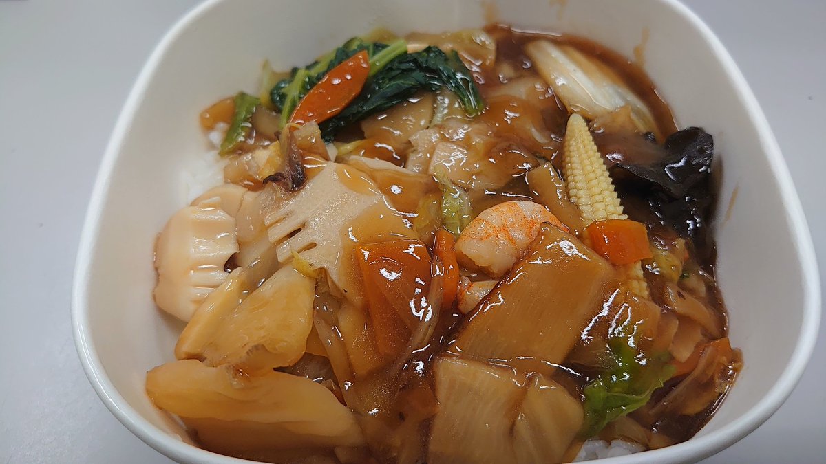 Aozoraskystar お昼ご飯 セブンイレブンの中華丼 美味しいけど 前まで入っていた ウズラの卵が消えた 中華丼にはウズラの卵必須だよね お昼ご飯 セブンイレブン 中華丼