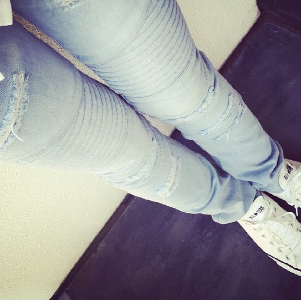 _yakiimo0305_'s tweet photo. てっちゃんの真似してコンバース👟✨
 #ALLSTAR 
 #MADE_IN_JAPAN 
 #stampdLA https://t.co/djHHkJiUdC
