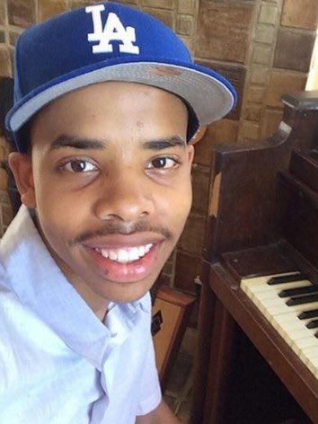 recordstoretwt's tweet photo. this is tamale/ ameenah (couldn’t grab her pfp so i used a pic of earl sweatshirt) tamale is the one of the mods in the server! tamale has very good music taste, and loves odd future, tyler the creator, frank ocean, etc! tamale is very very kind and we all love her! https://t.co/zT2Z87jdKS