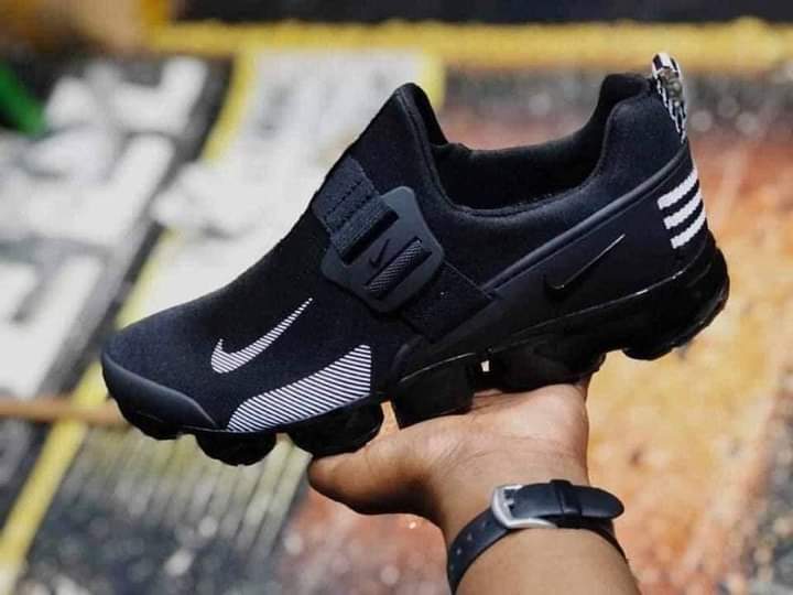i_collectionz's tweet photo. Gents, got u sorted, get yo under armour @ affordable pricing.
Call/ Whatsp +256 704710230 https://t.co/vNOunMb81o